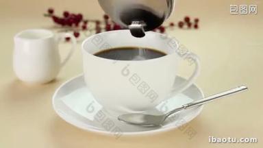 喝咖啡加糖加奶搅拌特写实拍